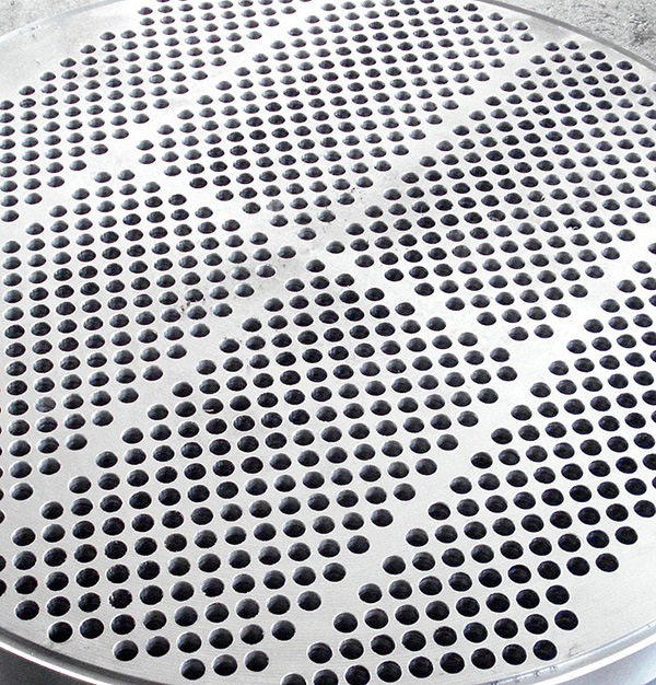 Heat exchange tube plate