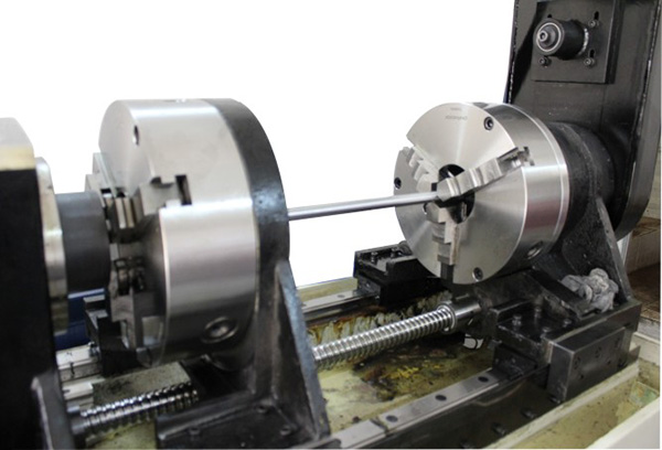 精准单轴深孔钻机床圆棒工件装夹